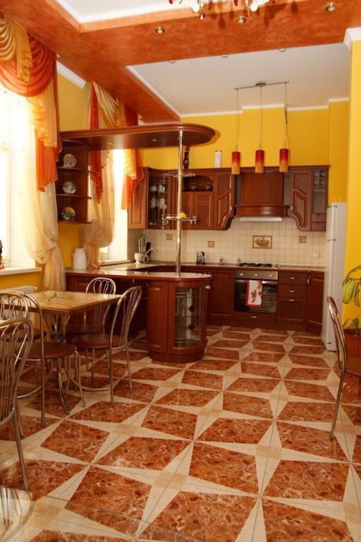 Gostynniy Dvir Hostel *